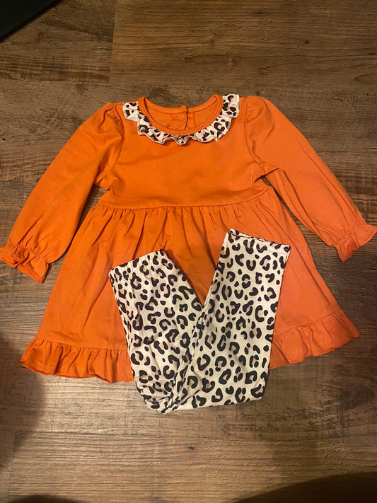 Rust & leopard set