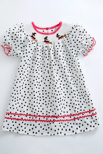 Polkadot witch smocked dress