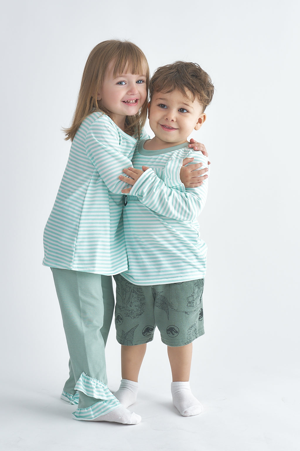 Truck and dog applique stripe boy top